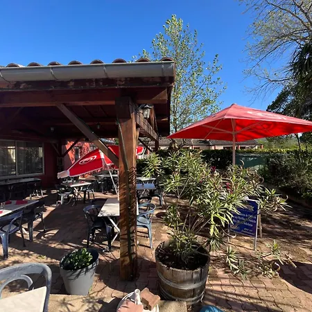 Hotel Restaurant Douce France 2*